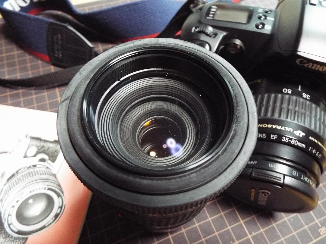 超美品 フィルム式_CANON NEW EOS Kiss ダブルズーム付