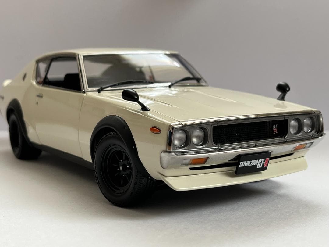 京商 1/18 日産 スカイライン2000GT-R KPGC110 白 車体美品