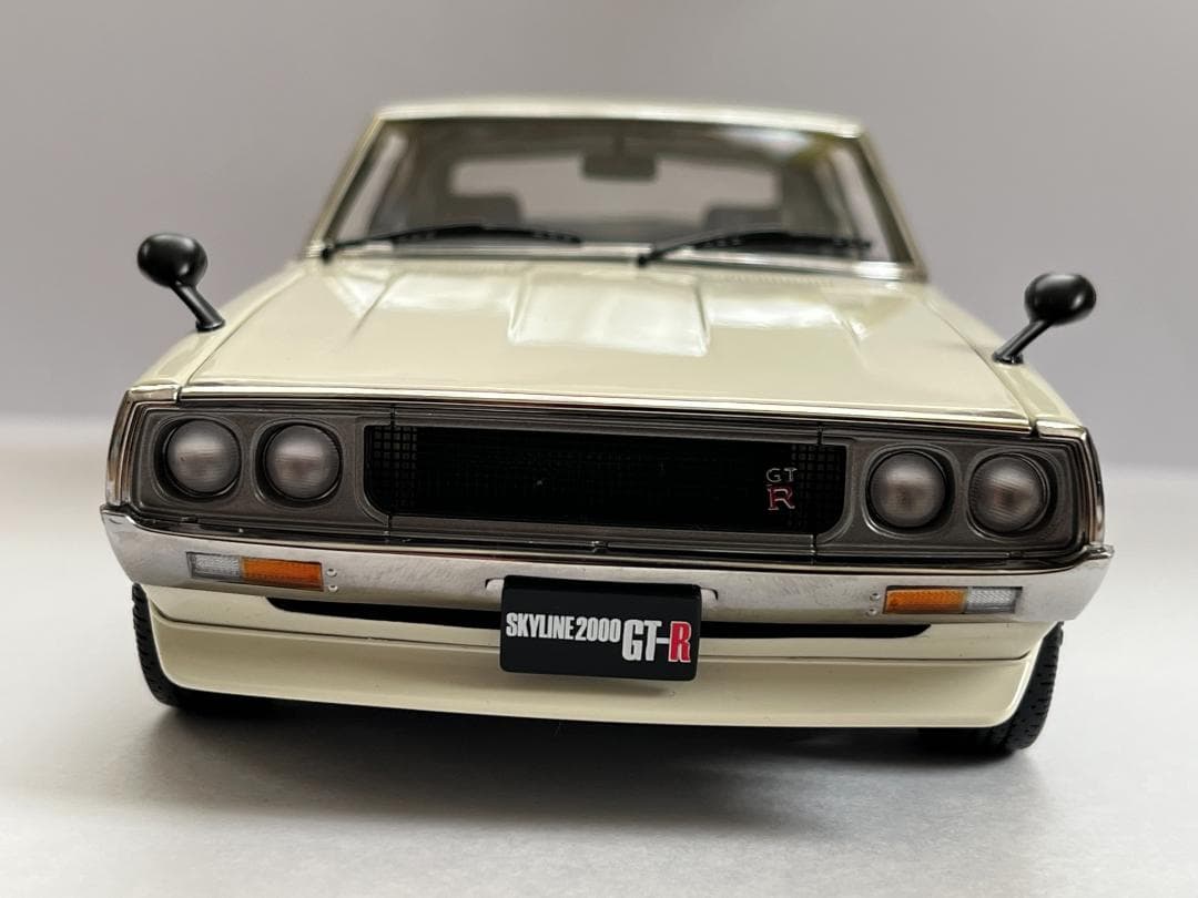 京商 1/18 日産 スカイライン2000GT-R KPGC110 白 車体美品