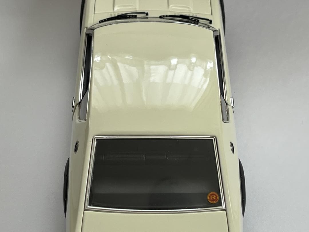 京商 1/18 日産 スカイライン2000GT-R KPGC110 白 車体美品