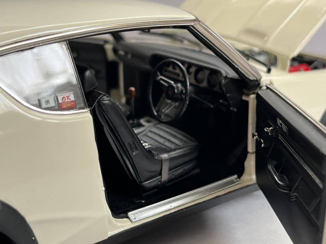 京商 1/18 日産 スカイライン2000GT-R KPGC110 白 車体美品
