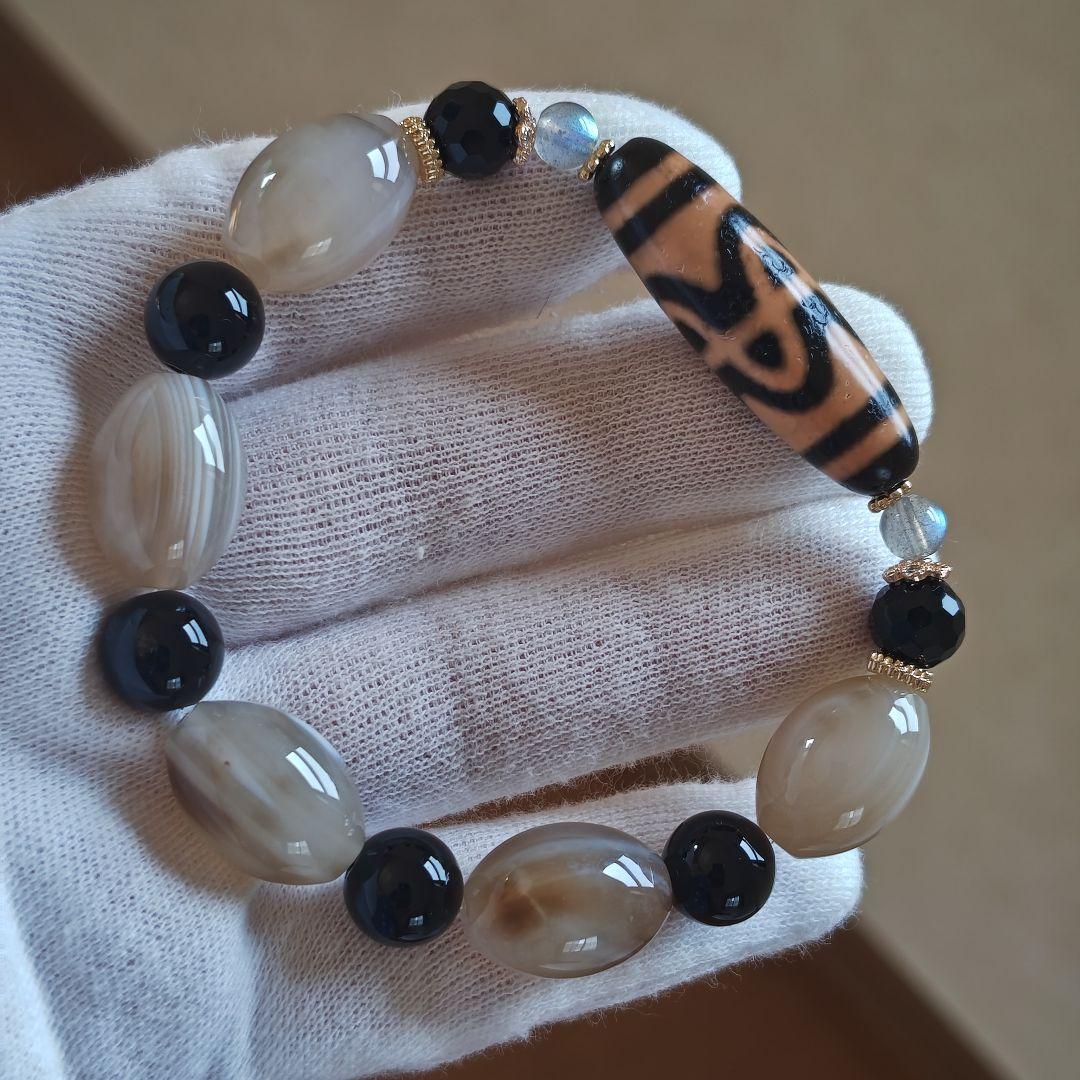 新作♡馬蹄痕付き✡六辨蓮花天珠ブレス