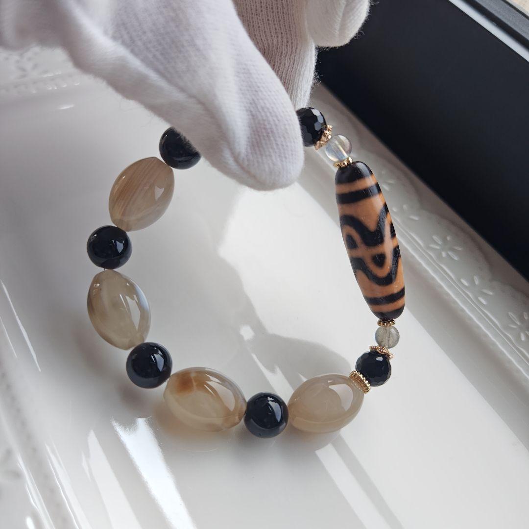 新作♡馬蹄痕付き✡六辨蓮花天珠ブレス