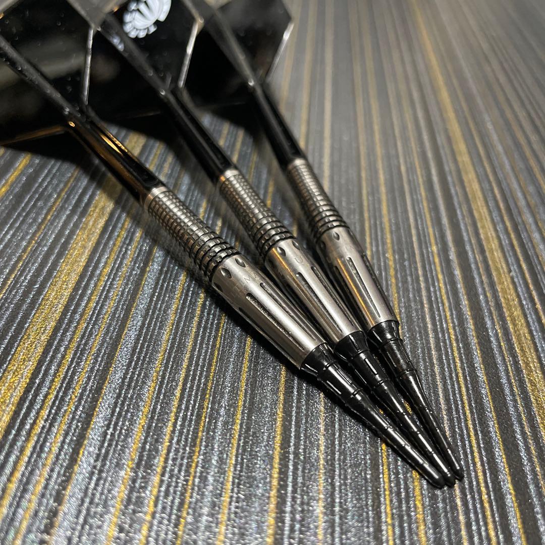 定価約16000円 ソフトダーツ カイザー 4 タイプ1 プラス カット弱め