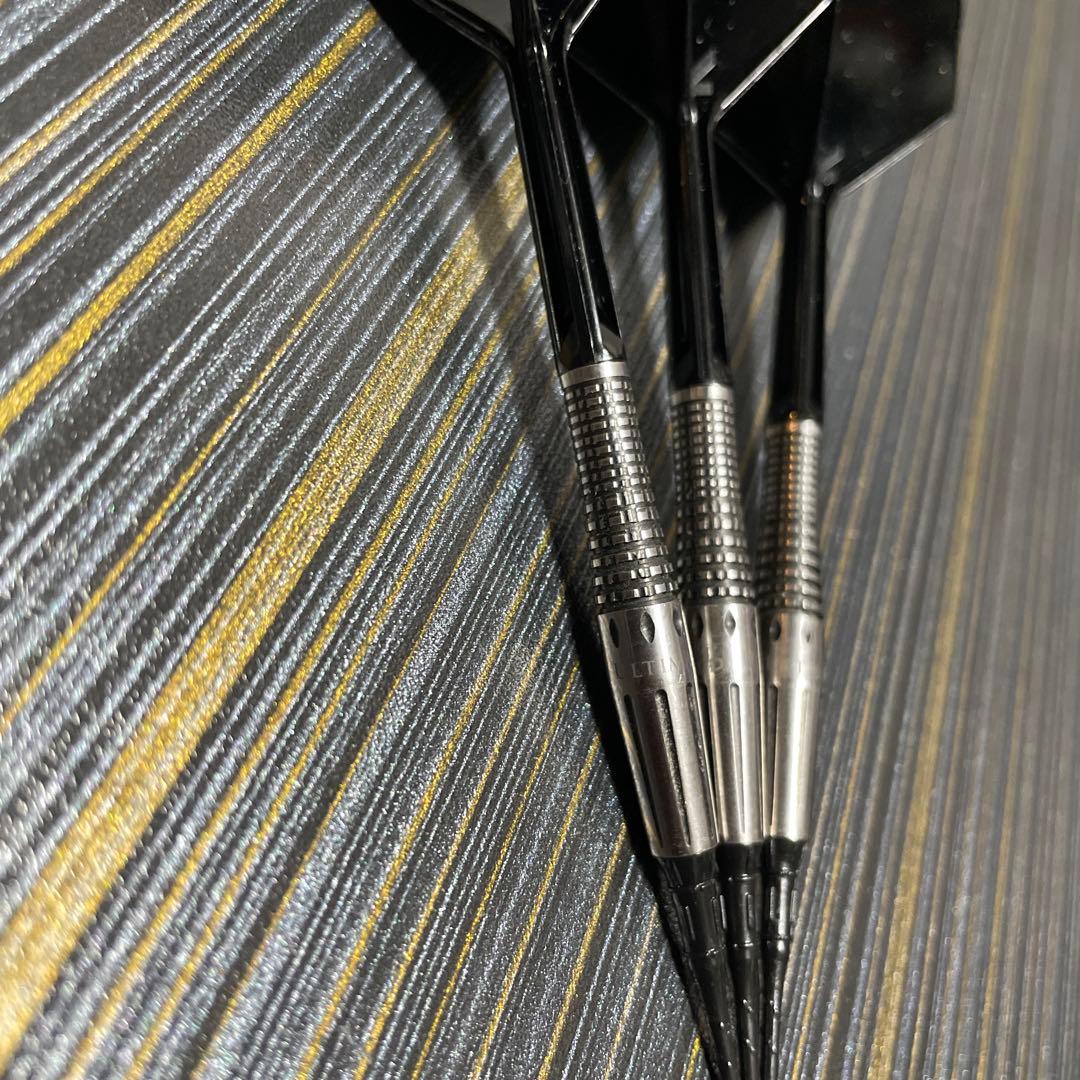 定価約16000円 ソフトダーツ カイザー 4 タイプ1 プラス カット弱め