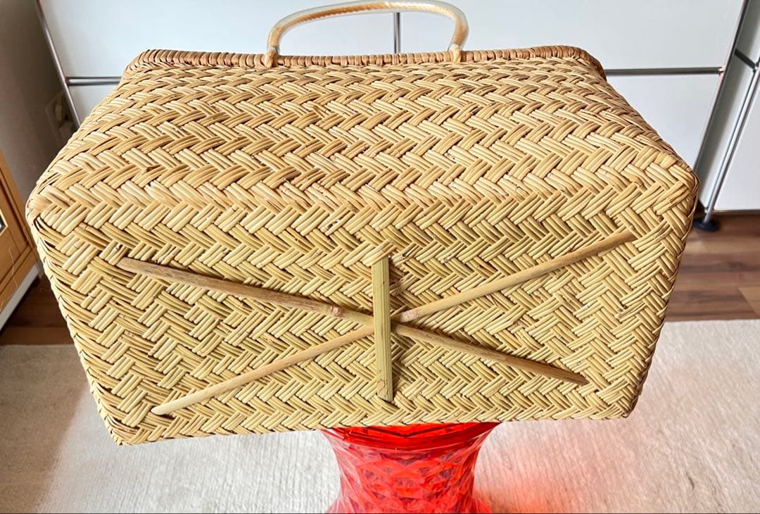 市場カゴ　超特大すず竹 尺六寸 中古品