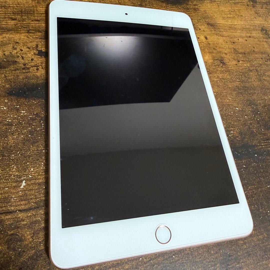 【ジャンク品】iPad mini 第5世代 ゴールド 本体 箱、カバー付き