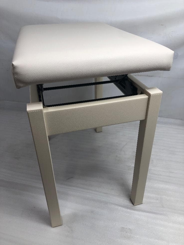 ※83256※KAWAI　ピアノ椅子（ホワイト）★送料無料