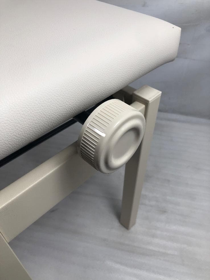 ※83256※KAWAI　ピアノ椅子（ホワイト）★送料無料