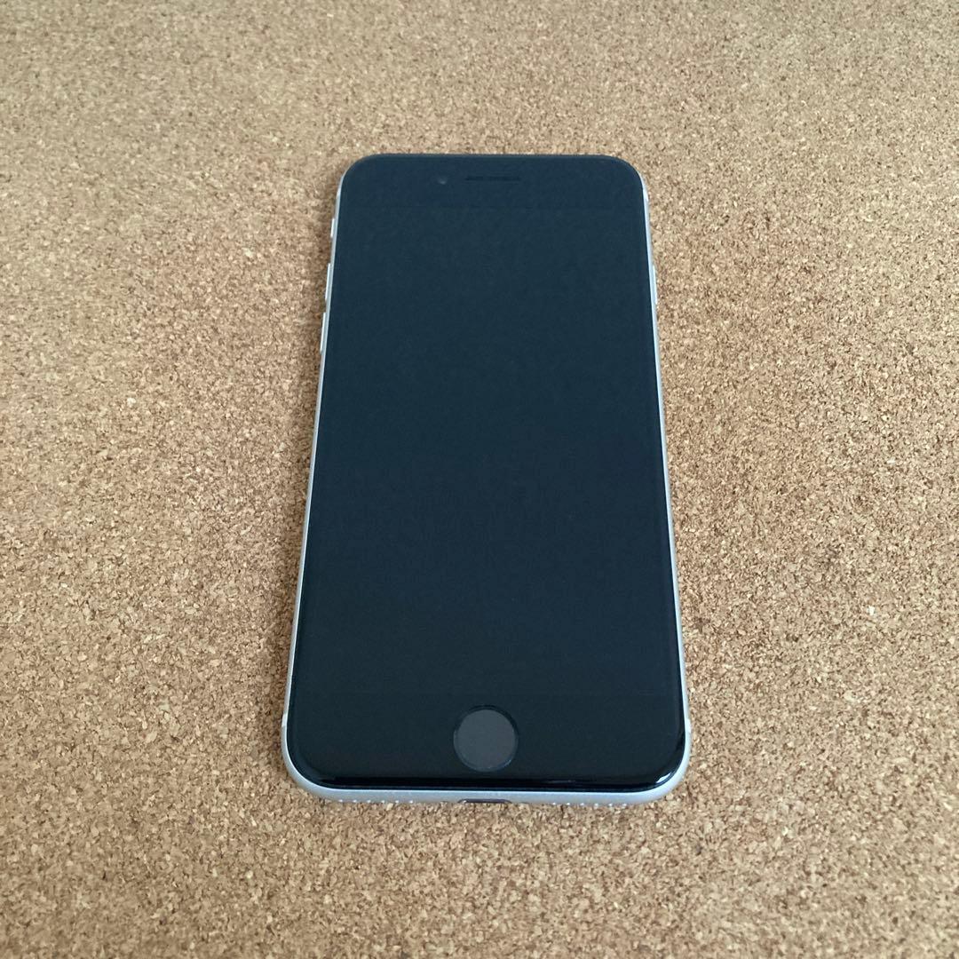 962 電池ほぼ新品☆比較的美品☆iPhoneSE2 64GB SIMフリー☆