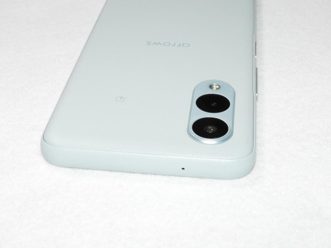 FCNT arrows We2 F-52E ライトブルー SIMフリー