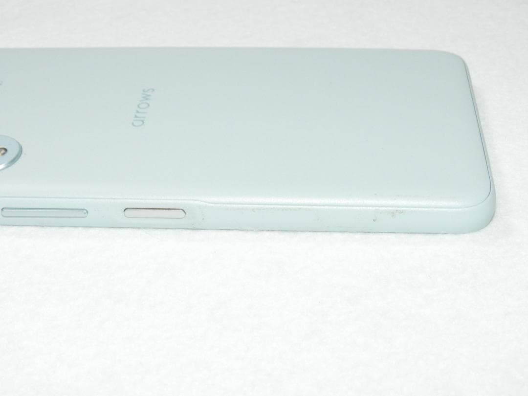 FCNT arrows We2 F-52E ライトブルー SIMフリー