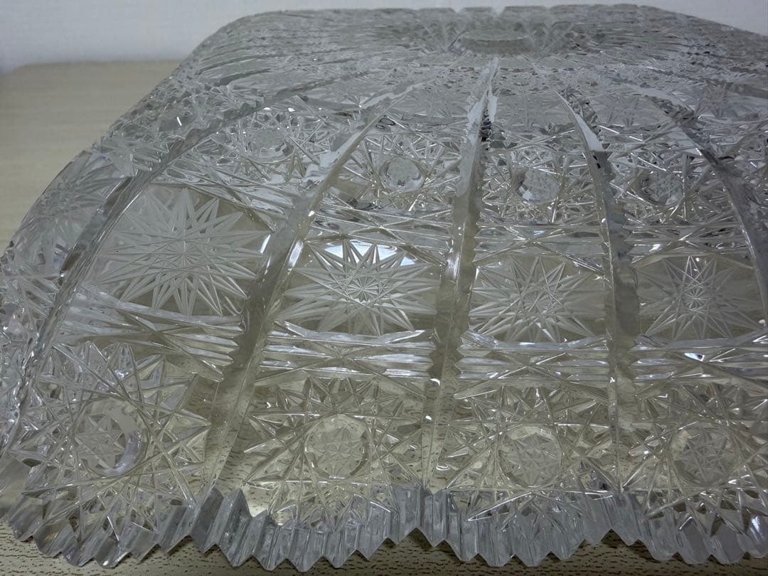 BOHEMIA ガラス製スクエアボウル