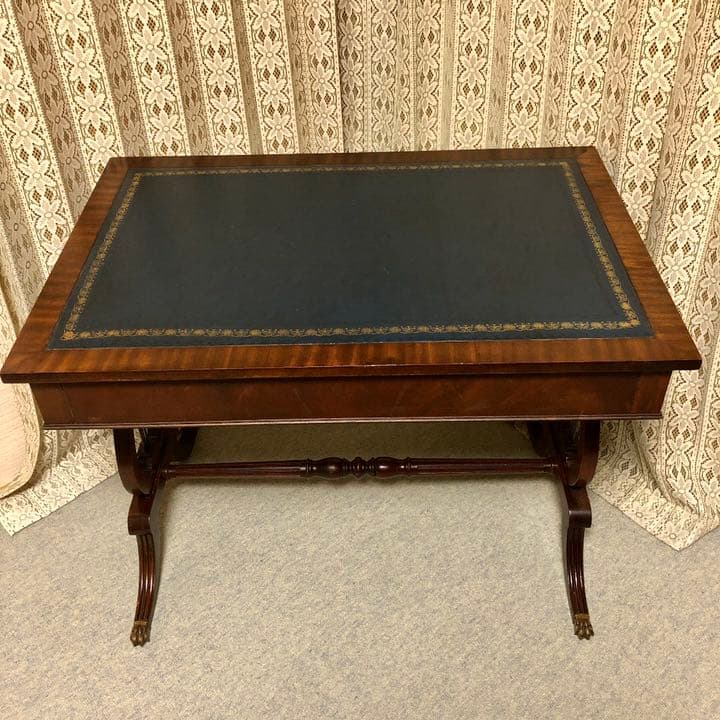 1950年代英国製アンティークデスク