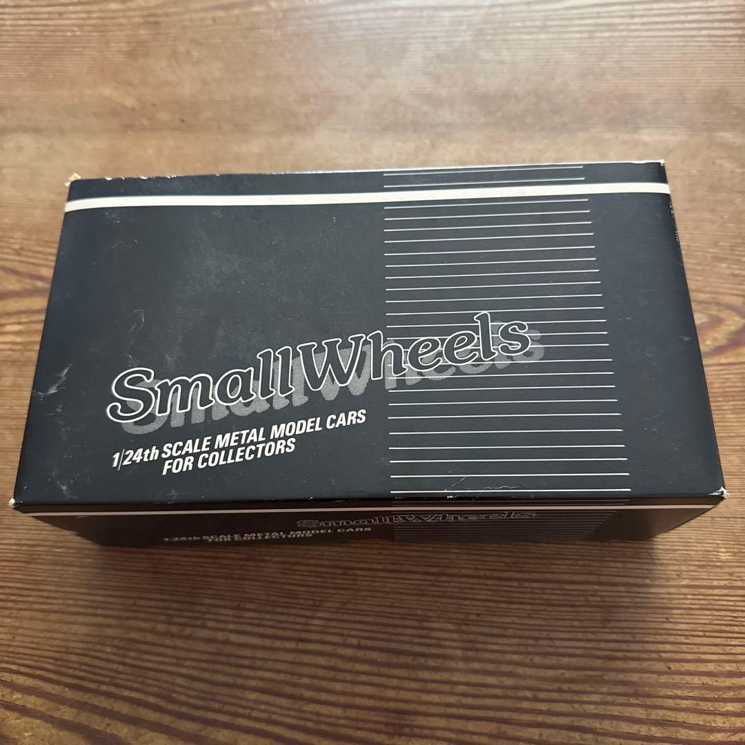 DVC490Y ジャガーダークグリーン ミニカー