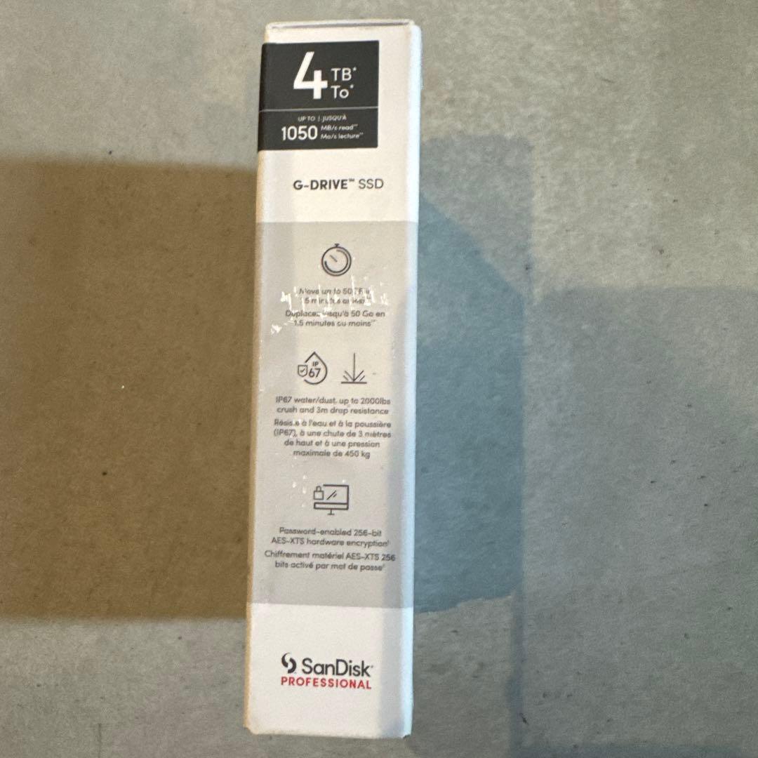 サンディスク G-DRIVE SSD 4TB ポータブル 外付け