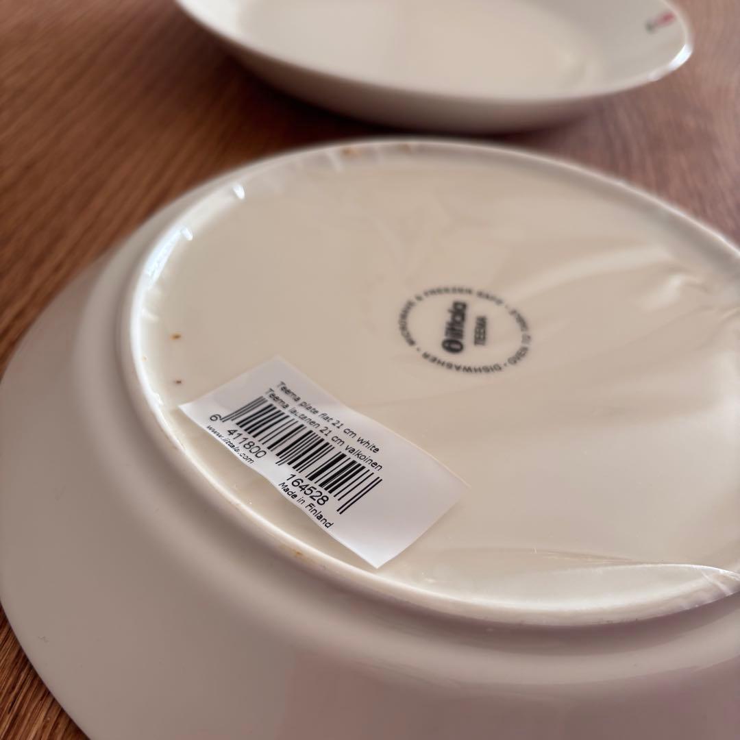 未使用  21㎝ プレート ホワイト 2枚 フィンランド製