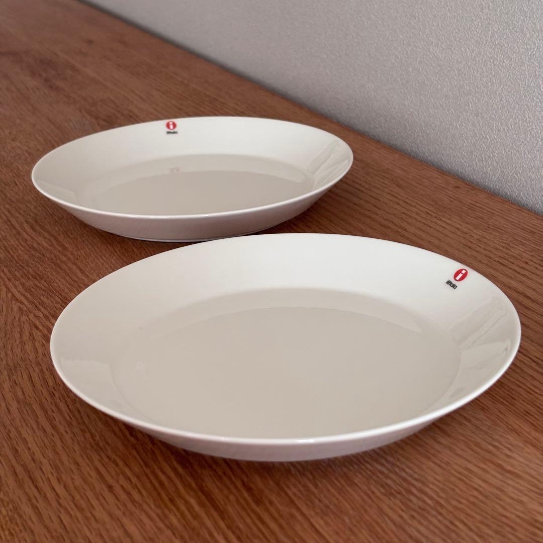 未使用  21㎝ プレート ホワイト 2枚 フィンランド製