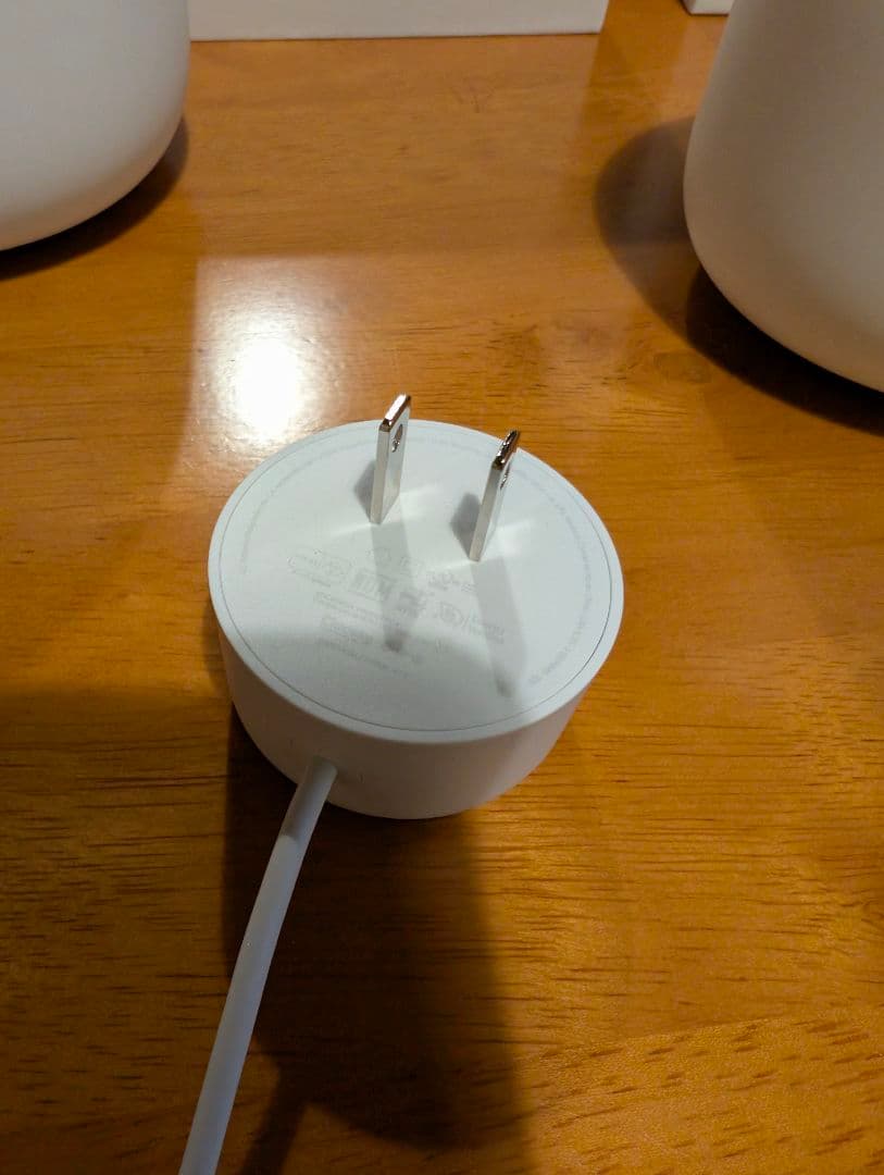 Google　グーグル　Nest Wifi　ルーターと拡張ポイントパック