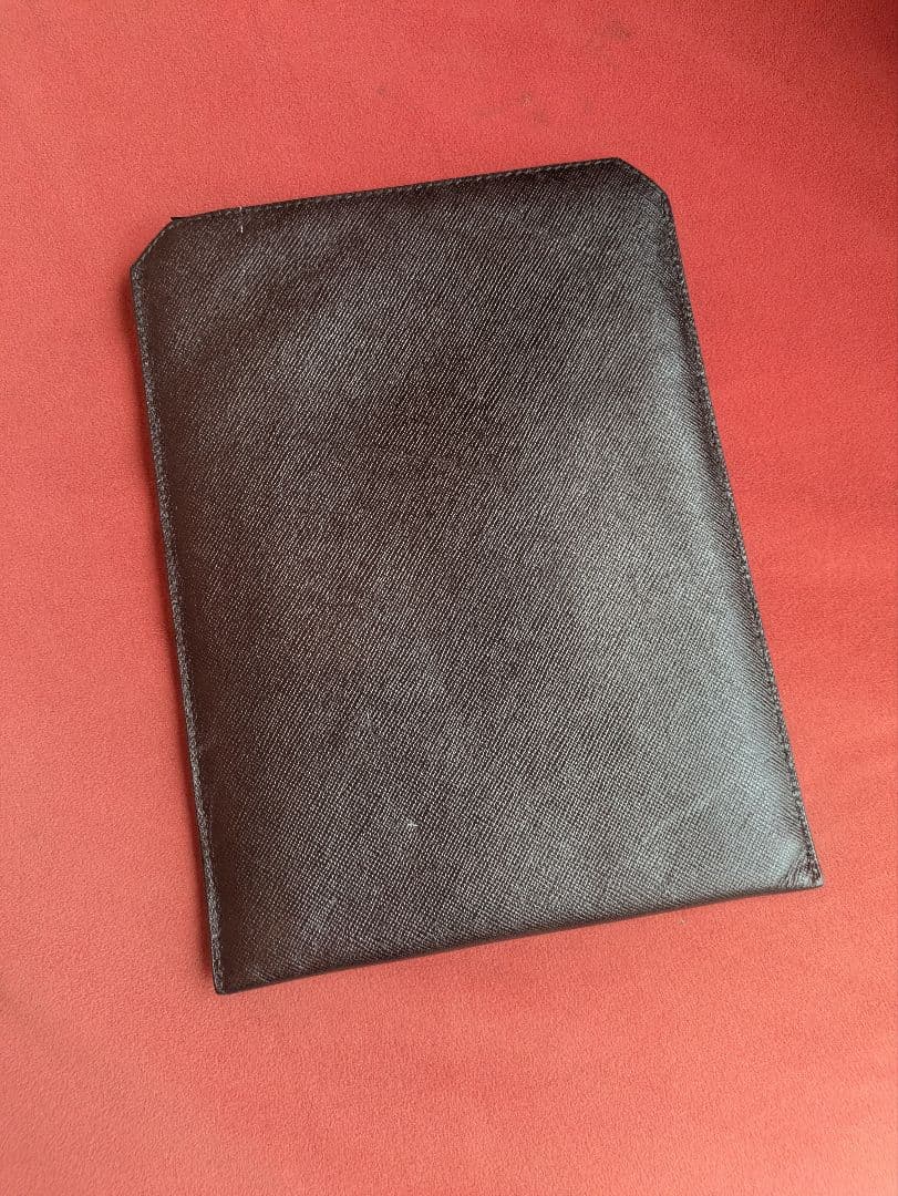 プラダ　タブレット保護ケース