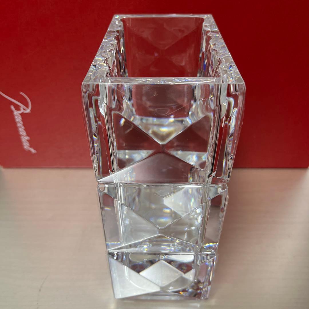 バカラ　ルクソール　ベース　スクウェア　花瓶　新品