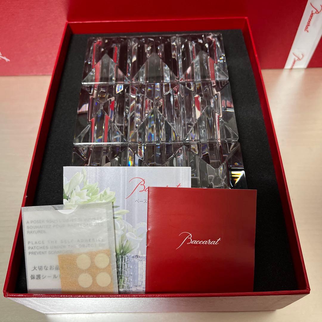 バカラ　ルクソール　ベース　スクウェア　花瓶　新品