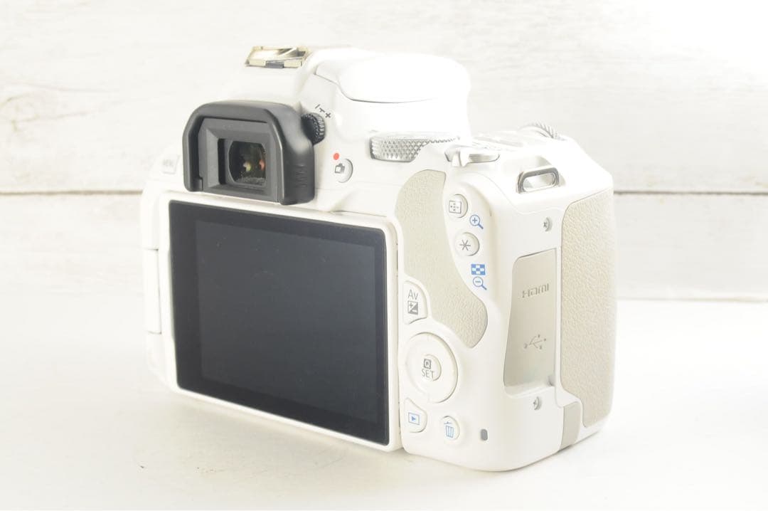 ❤️Wi-Fi機能搭載❤️自撮り❤️Canon kiss X9 ホワイト
