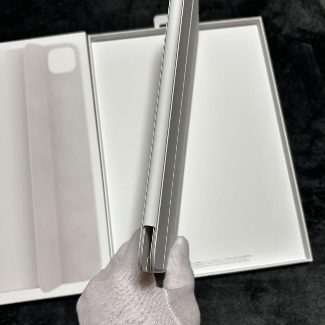 11インチiPad Pro (M4) 用Smart Folio スマートフォリオ