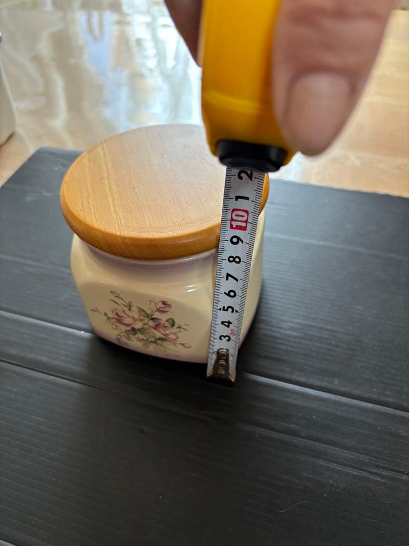 旧イマン ビビアンピンク　木蓋陶器キャニスター