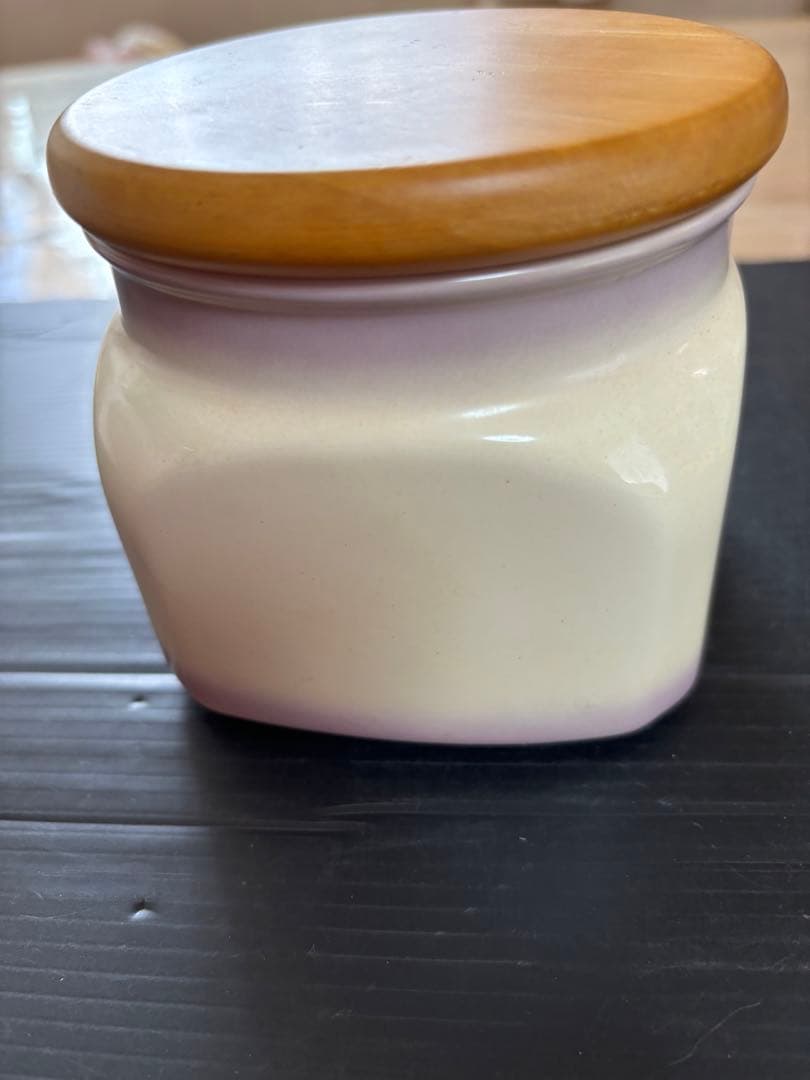 旧イマン ビビアンピンク　木蓋陶器キャニスター