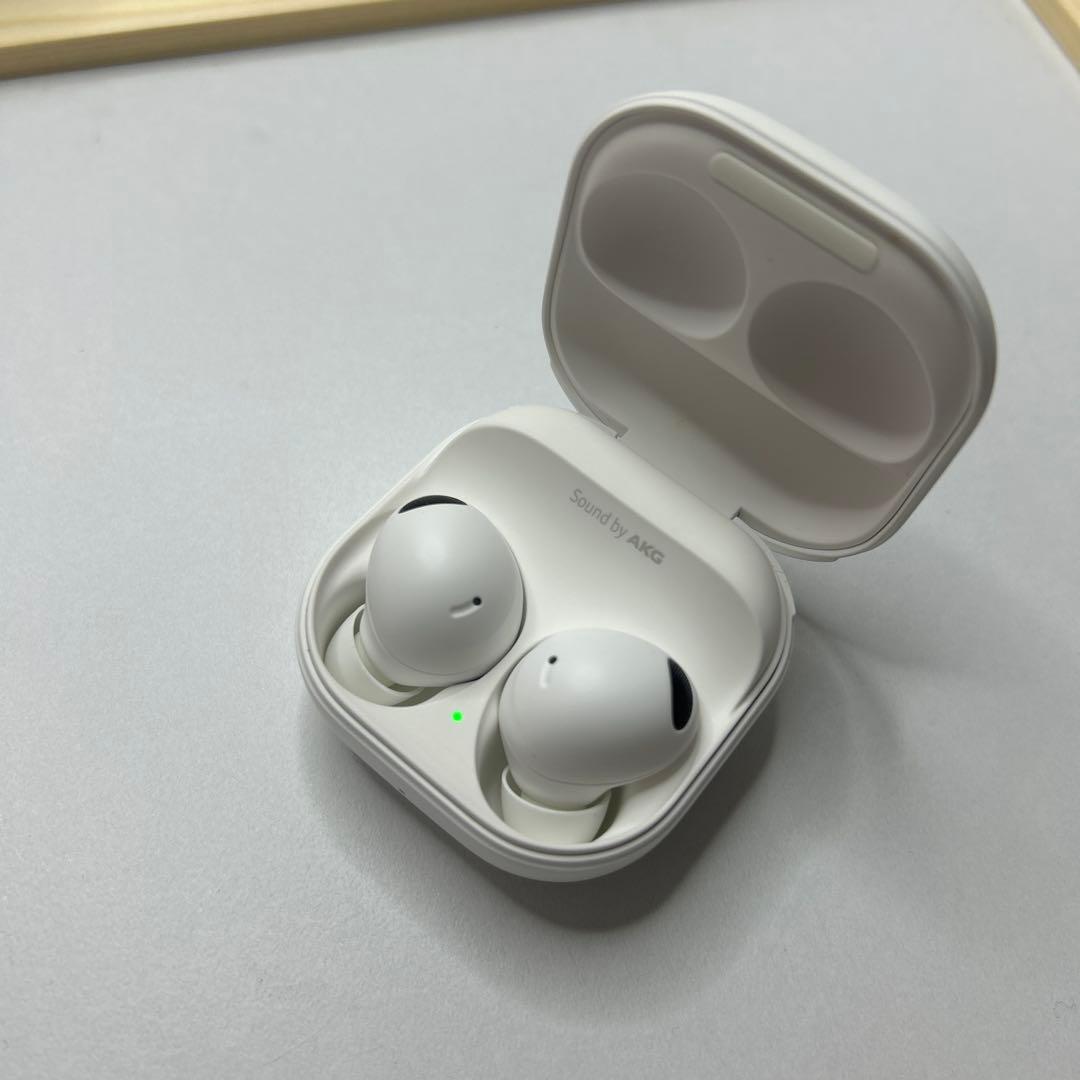 [未使用] Galaxy Buds2 Pro ワイヤレスイヤホン ホワイト