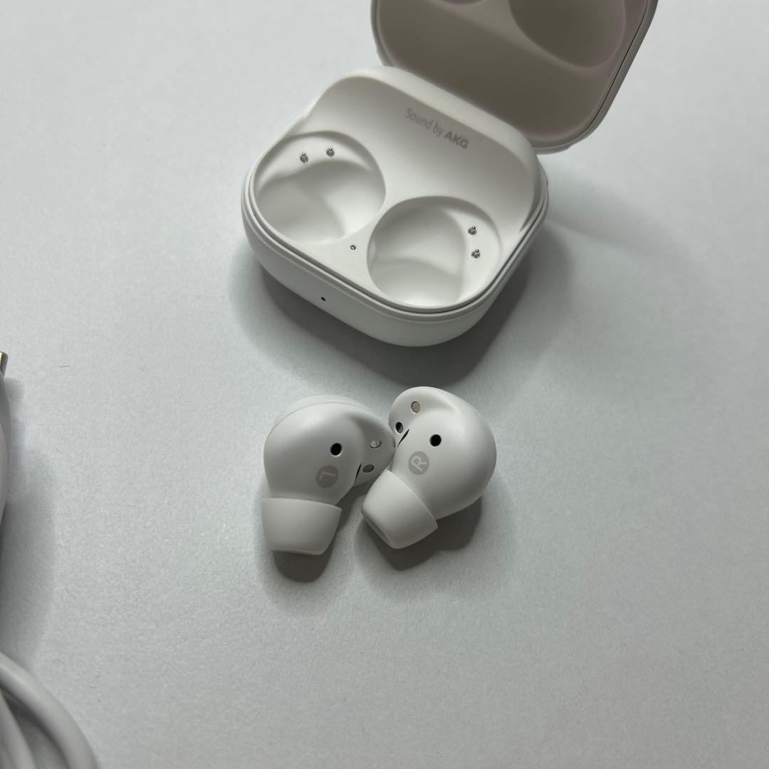 [未使用] Galaxy Buds2 Pro ワイヤレスイヤホン ホワイト