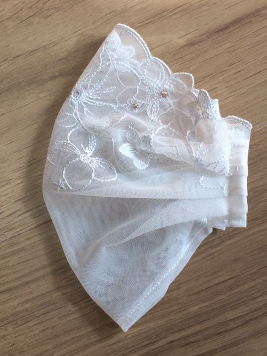 不織布マスクカバー No.424 ホワイト系花柄刺繍チュール
