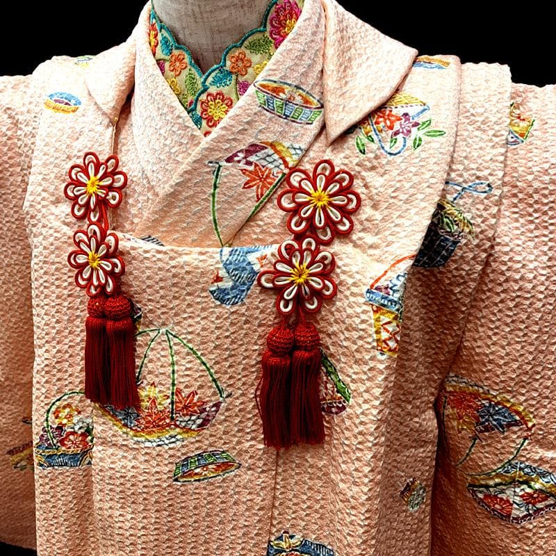 510ag29□七五三 三歳 女児 着物&被布 金彩 四季花籠文様□美品