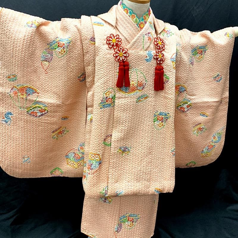 510ag29□七五三 三歳 女児 着物&被布 金彩 四季花籠文様□美品