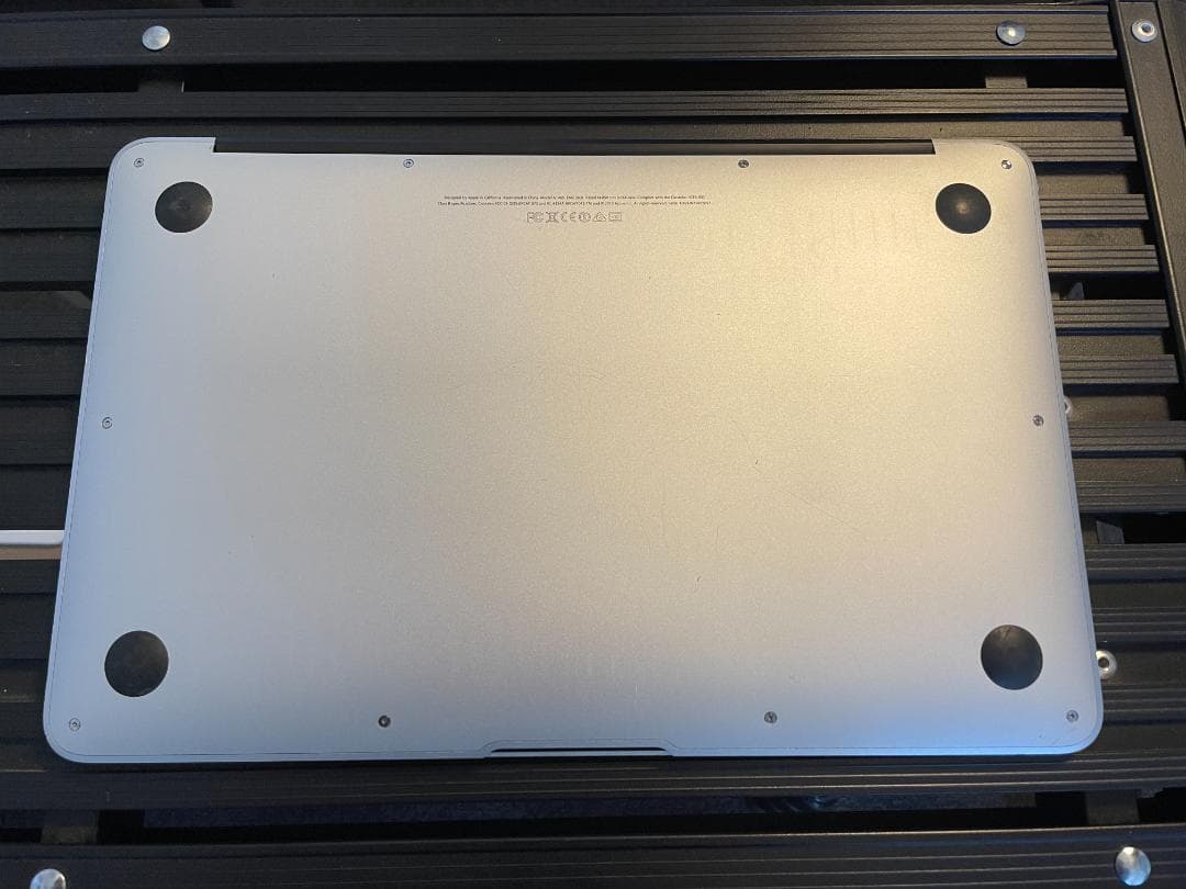 【良品】Macbook Air 11インチ, 256GB