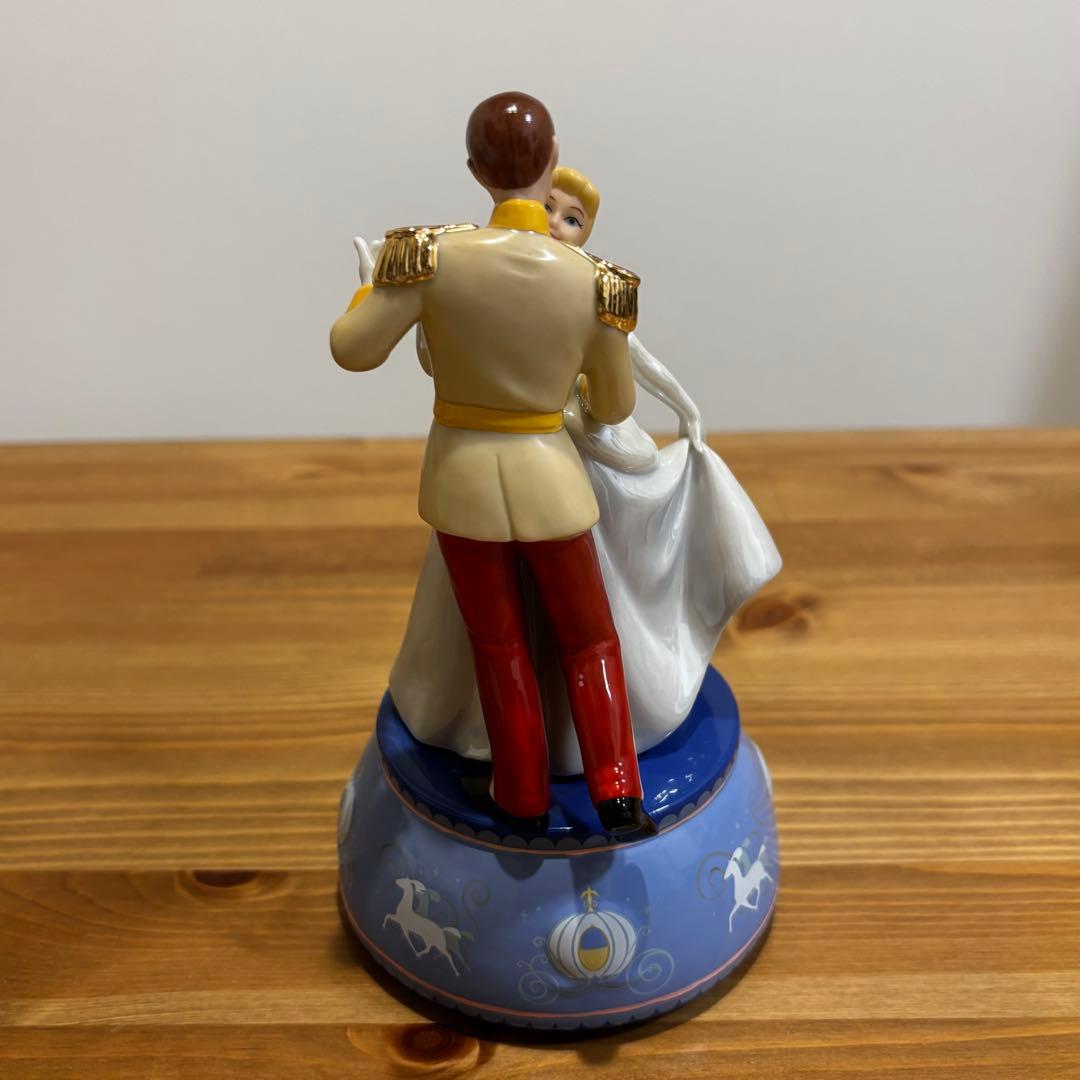 【希少】【動作◎】シンデレラ 陶器 オルゴール 置物 「夢はひそかに」