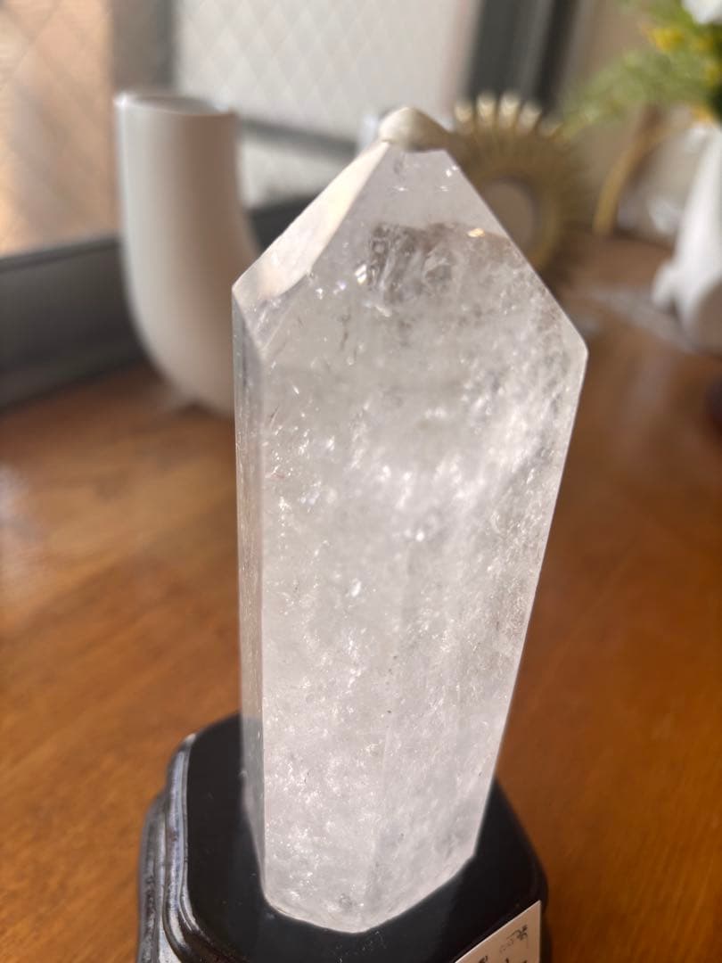 【セレクト品】水晶(ポイント)H133ミリ384グラム(台座付)