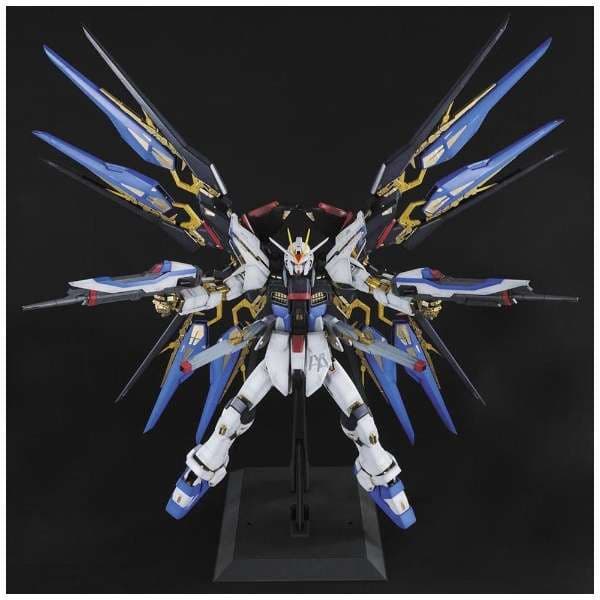 ストライクフリーダムガンダム(裁断済み)【未開封、新品、未使用】
商品詳細