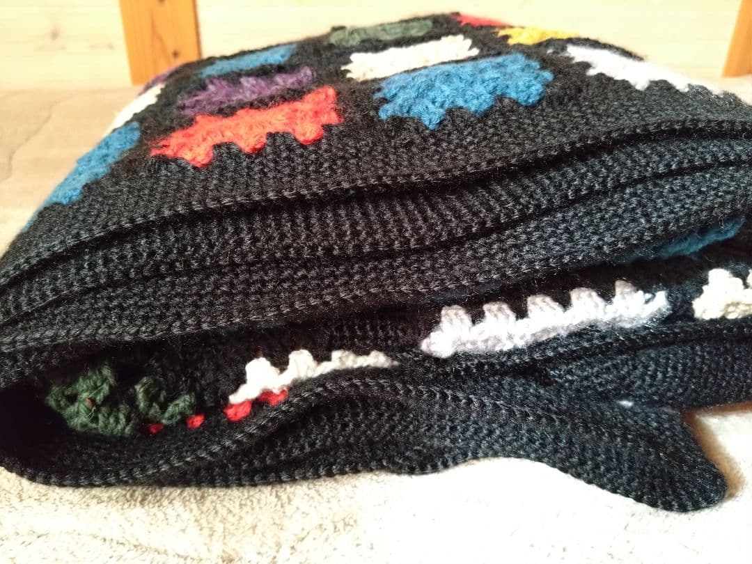 手編みグラニースクエア　カラフルベッドカバー新品