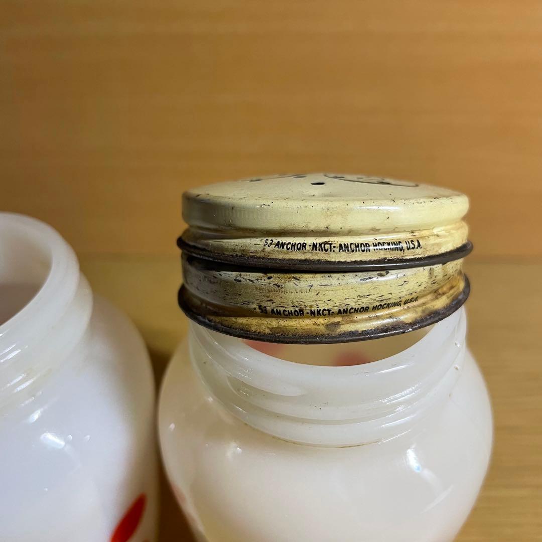 FireKing ファイヤーキング ソルト&ペッパー ポルカドット（赤）