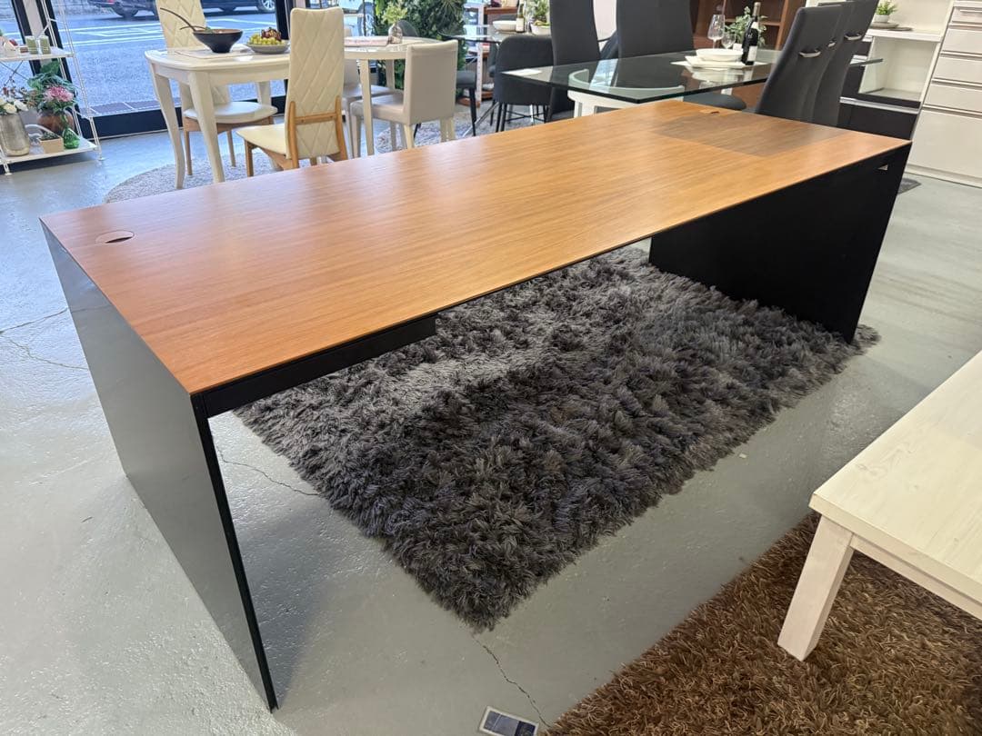 カッシーナ　デスク　w220cm