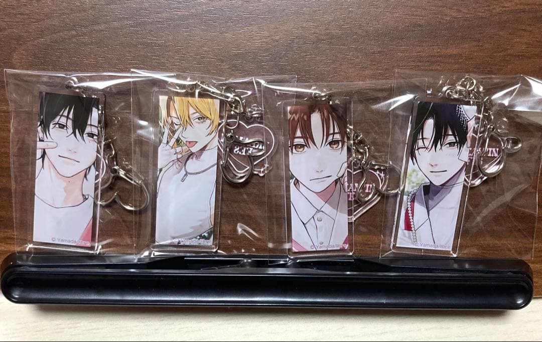 鯛代くん、君ってやつは。まとめ売り LAFARY アベイル カード 缶バッジ