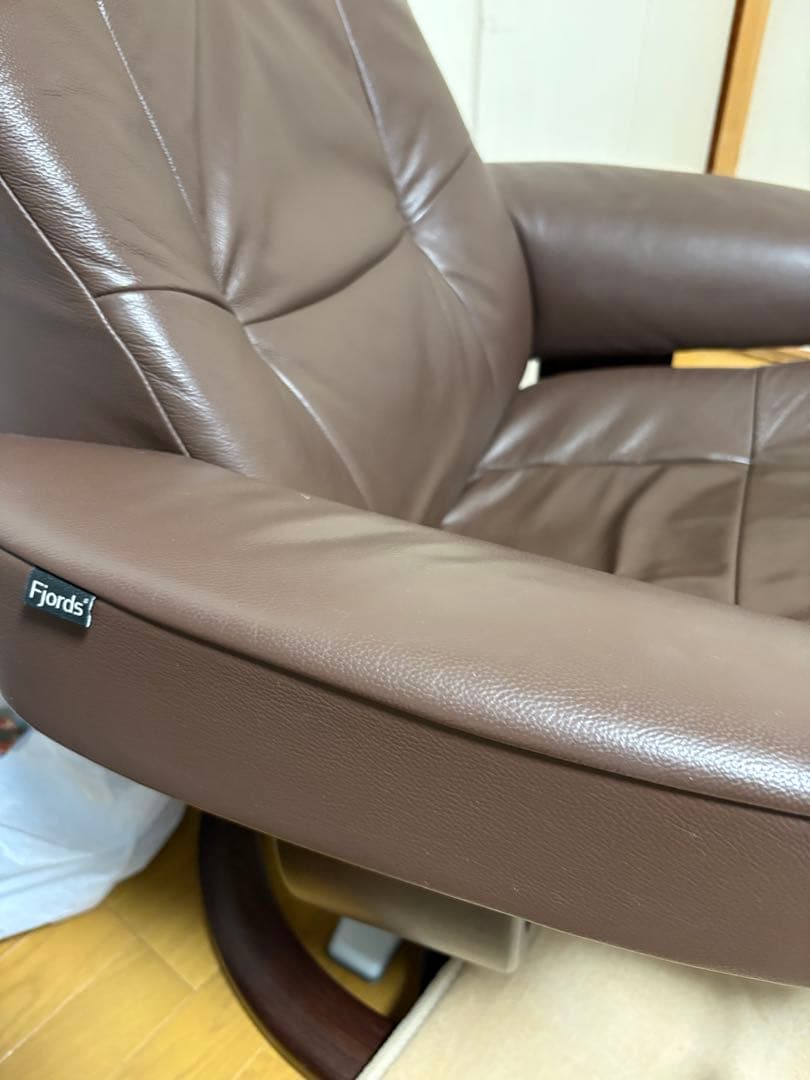 シモンズ リクライニングチェアオットマンなし