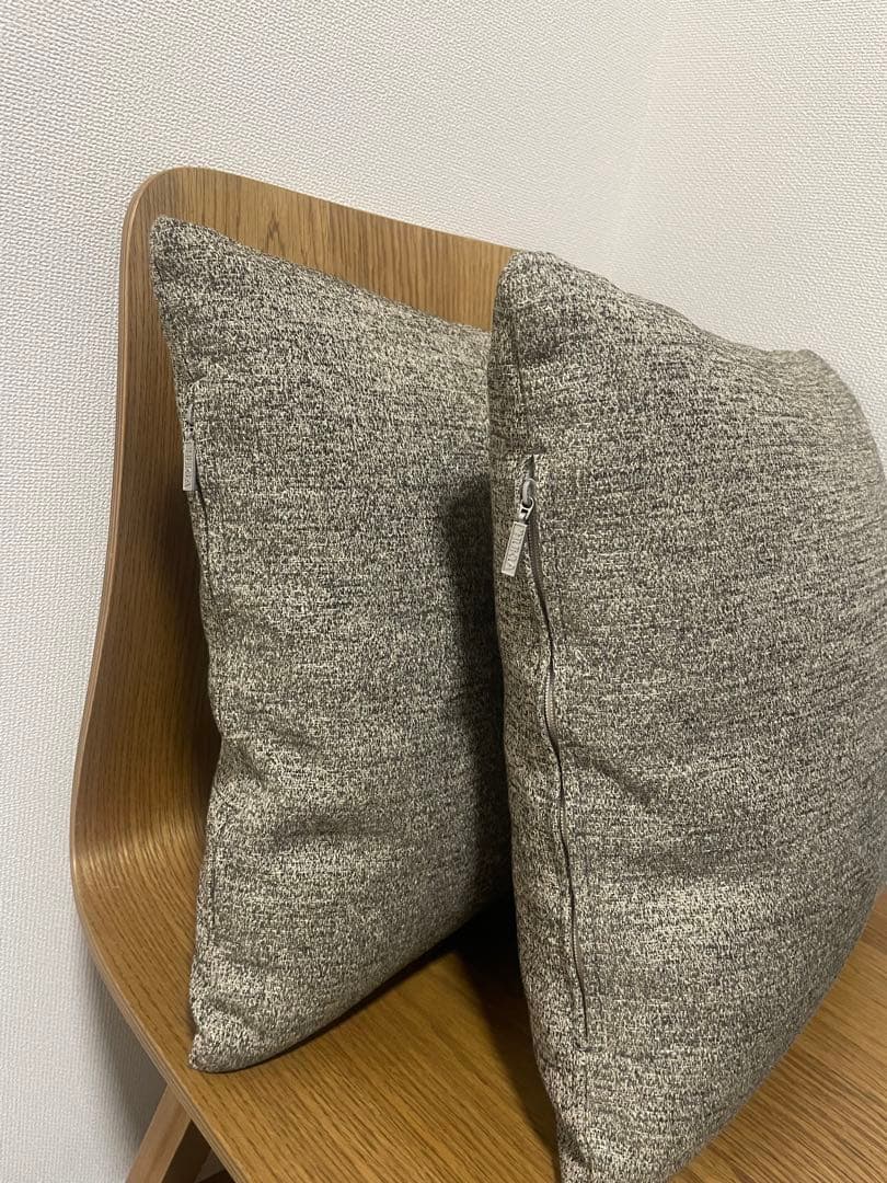 HUKLA 40角クッション　2個