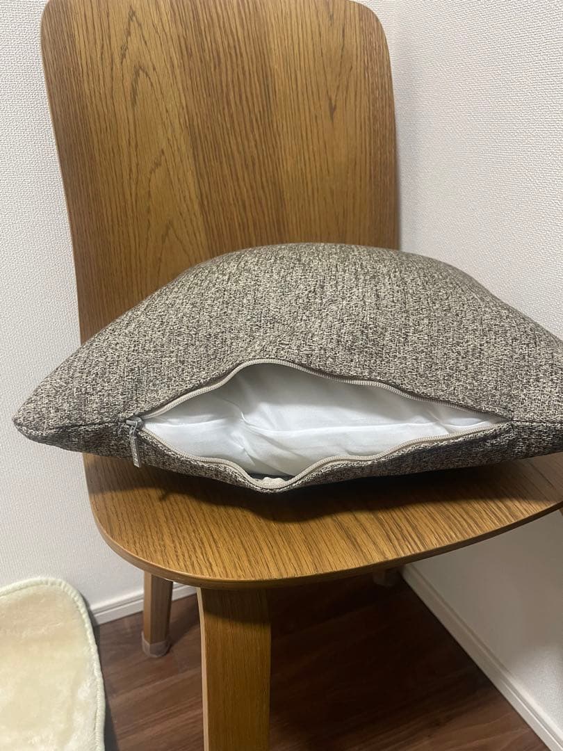 HUKLA 40角クッション　2個