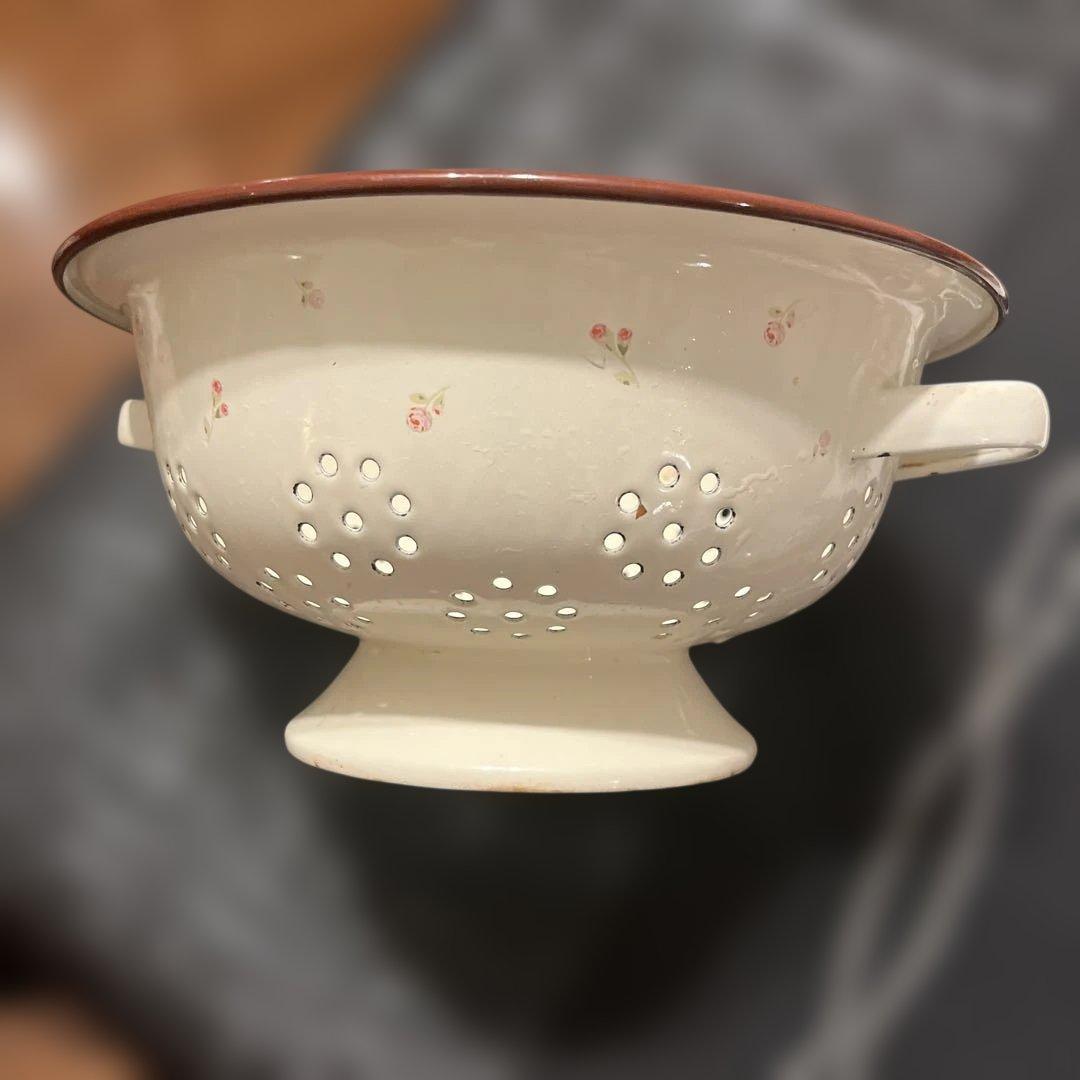 アンティーク　ホーロー　水切りボール　カントリー雑貨　レトロ