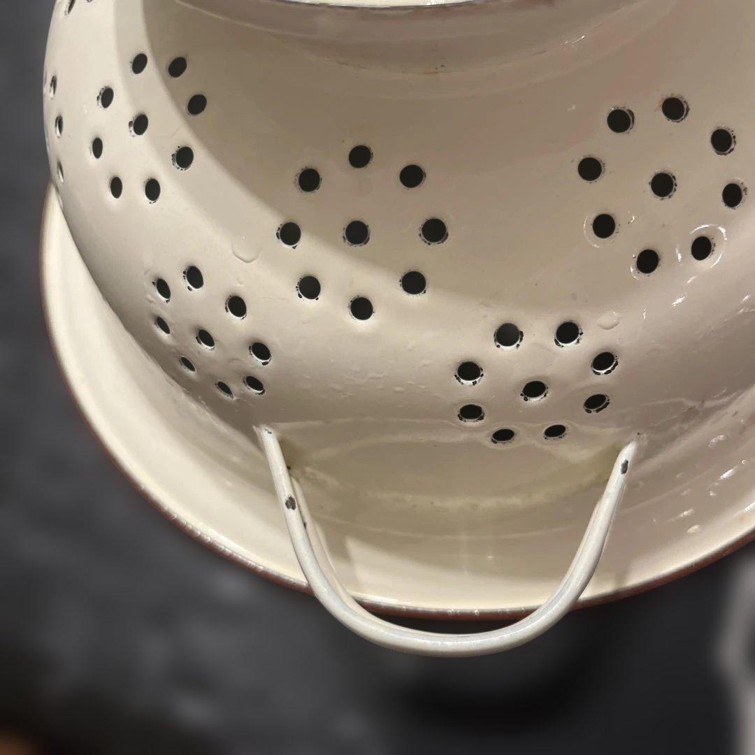 アンティーク　ホーロー　水切りボール　カントリー雑貨　レトロ