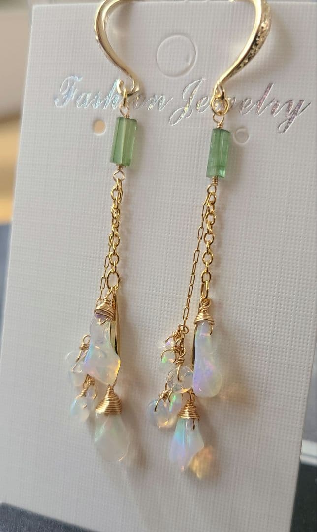 【廃盤レア商品】おまとめ2点 ピアス プレシャスオパール※高品質