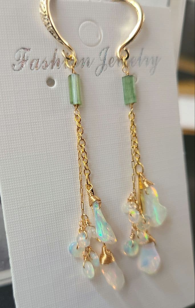 【廃盤レア商品】おまとめ2点 ピアス プレシャスオパール※高品質